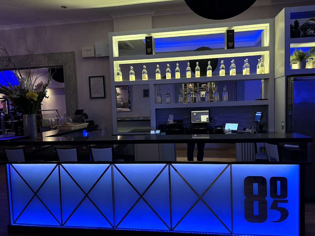 805 Restaurants - West African Restaurant, Old Kent — Peckham