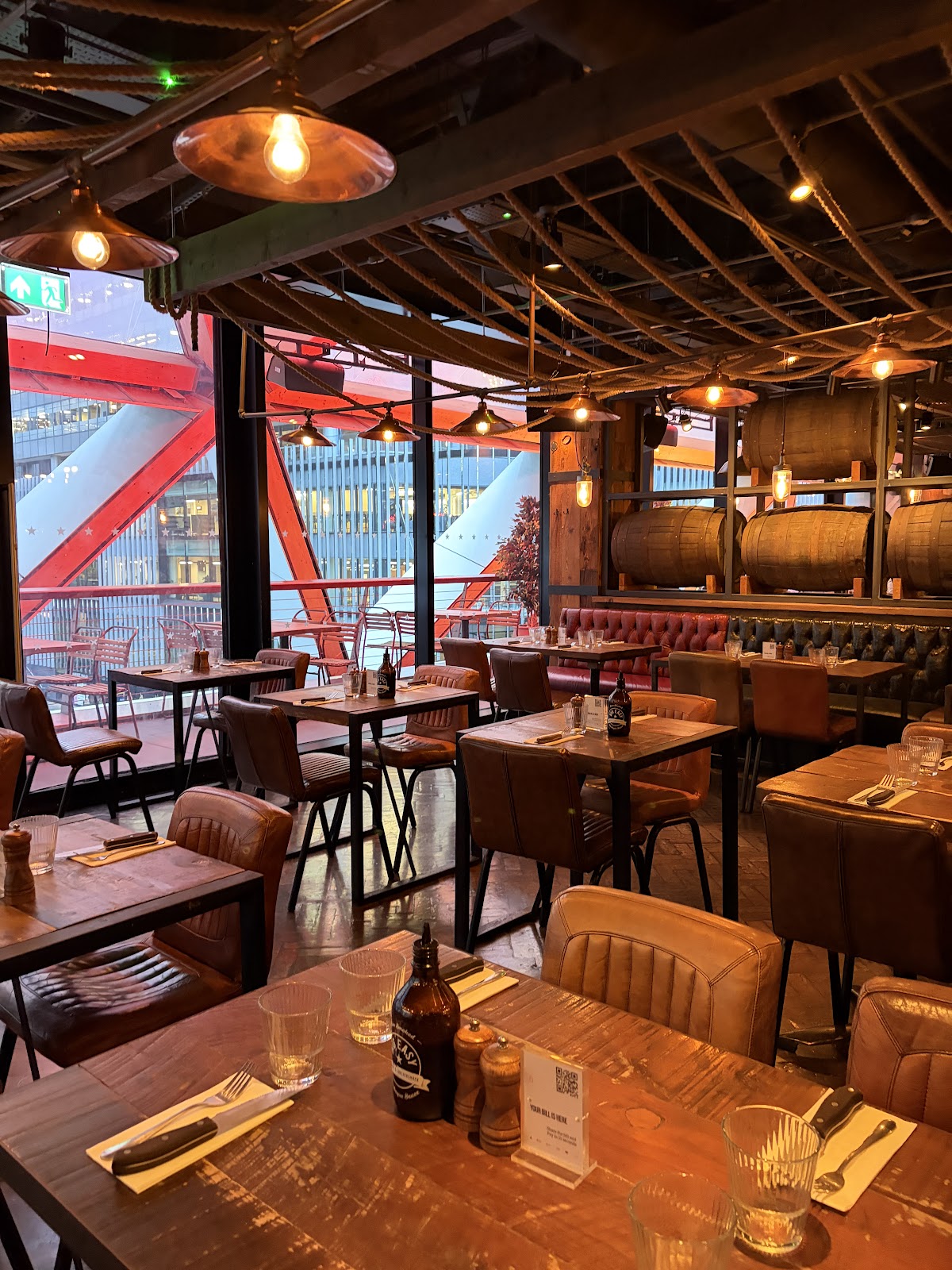 Big Easy Bar.B.Q & Crabshack - Canary Wharf — photo 2