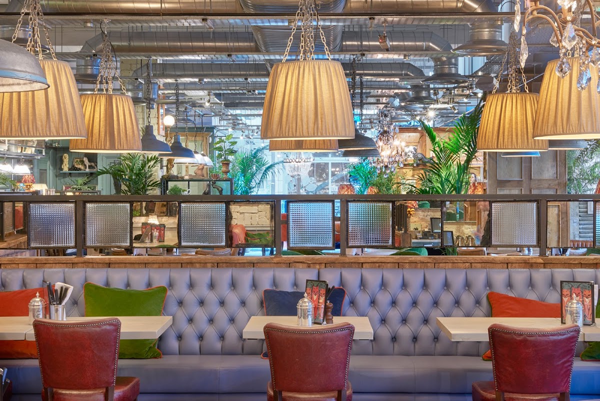 Bill's Westfield White City Restaurant — Shepherds Bush