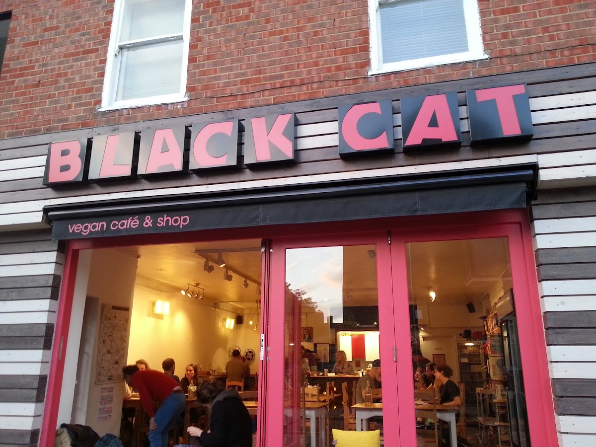 Black Cat café — Clapton