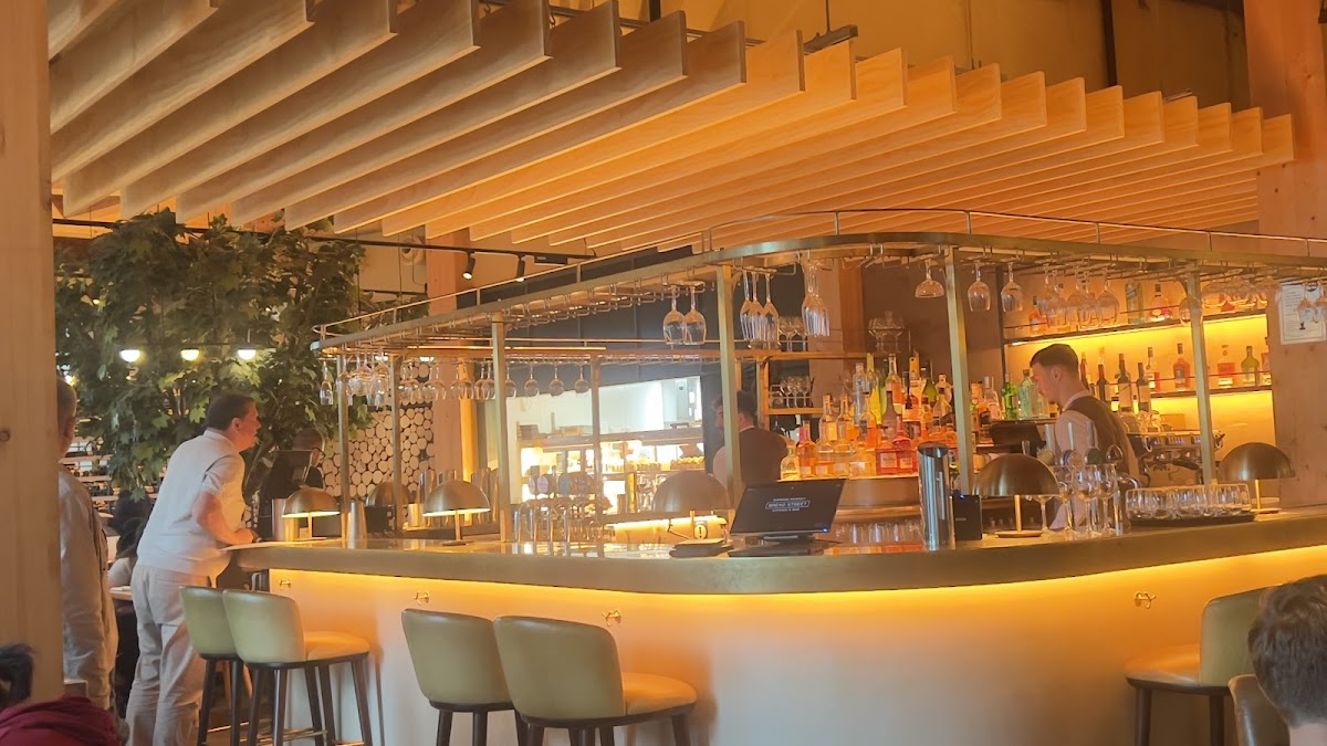 Bread Street Kitchen, Bar & Rooftop - Stratford — photo 2
