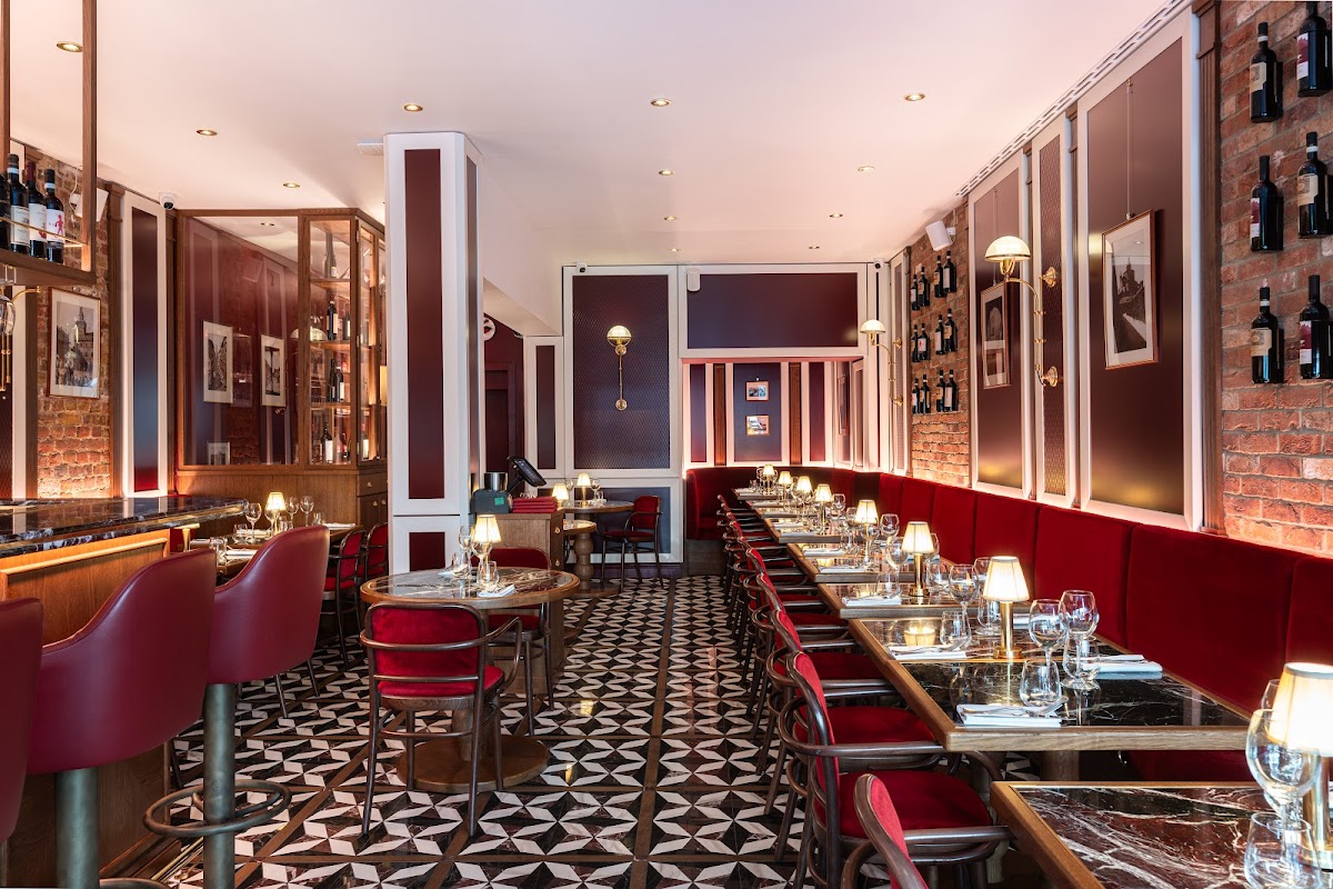 Cacciari's South Kensington — South Kensington