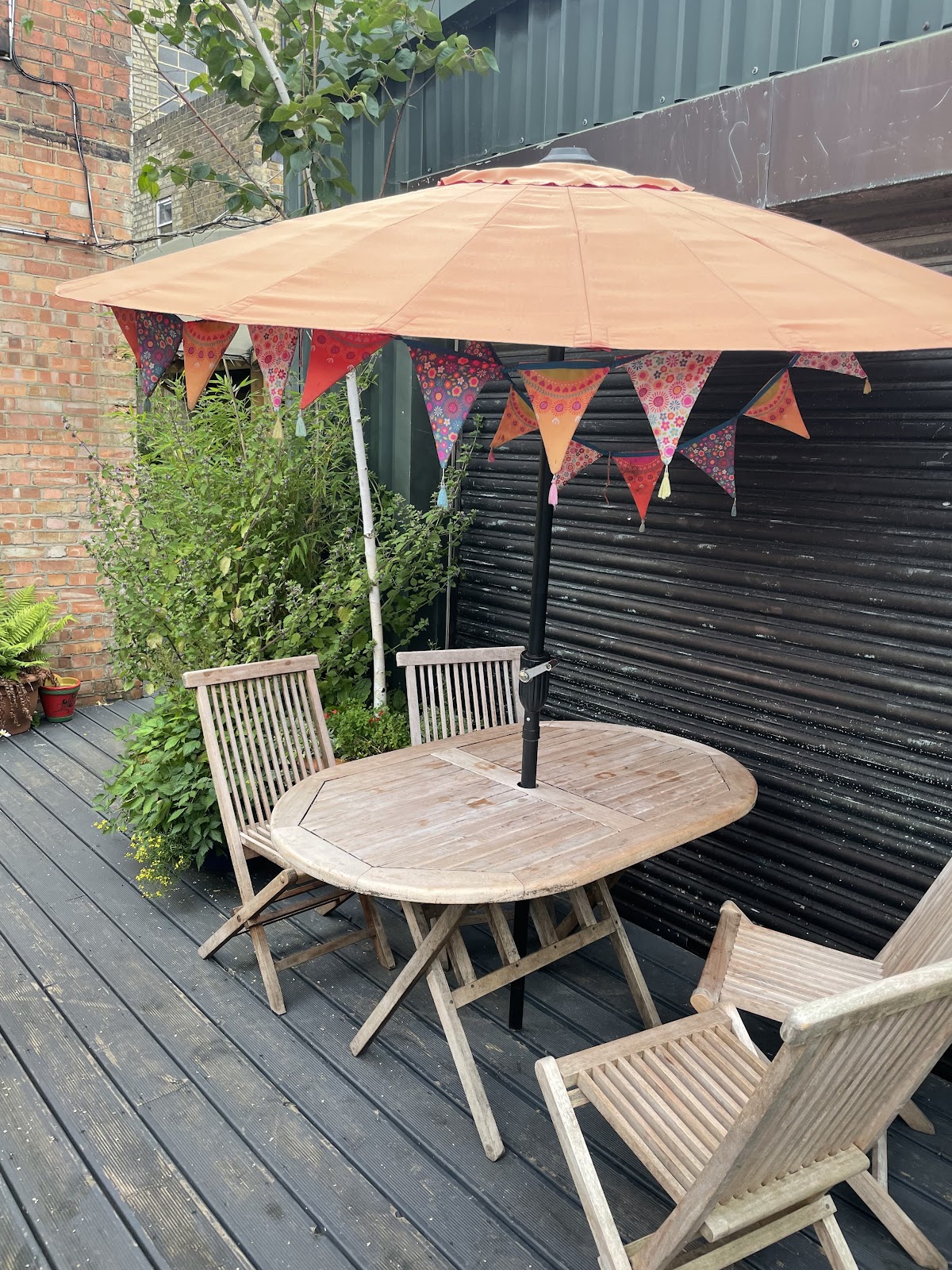 Crocodile Café London — Muswell Hill