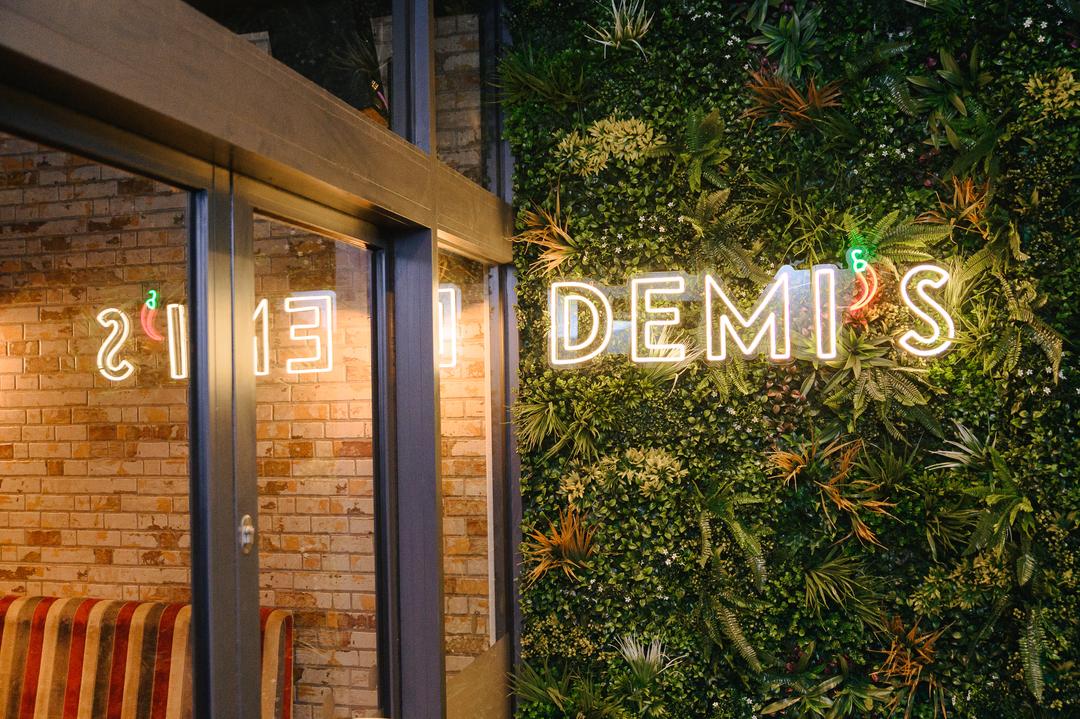 Demi’s Nigerian Restaurant & Bar — Cricklewood