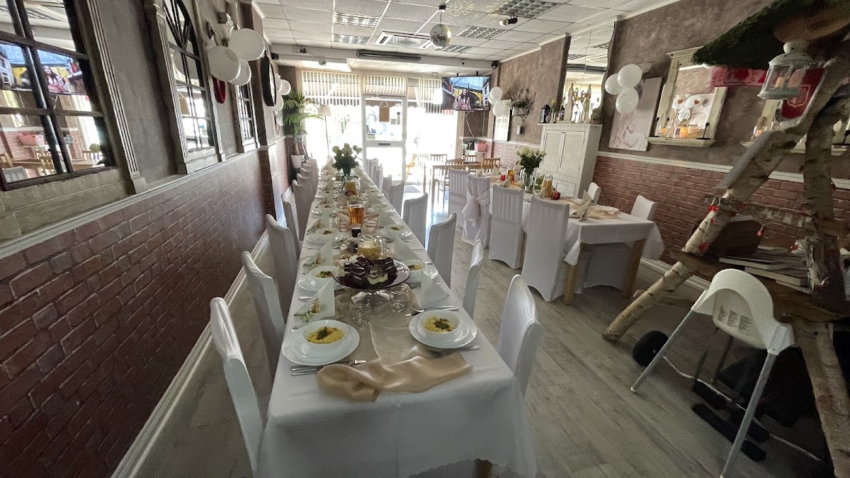 Family Restaurant — Willesden
