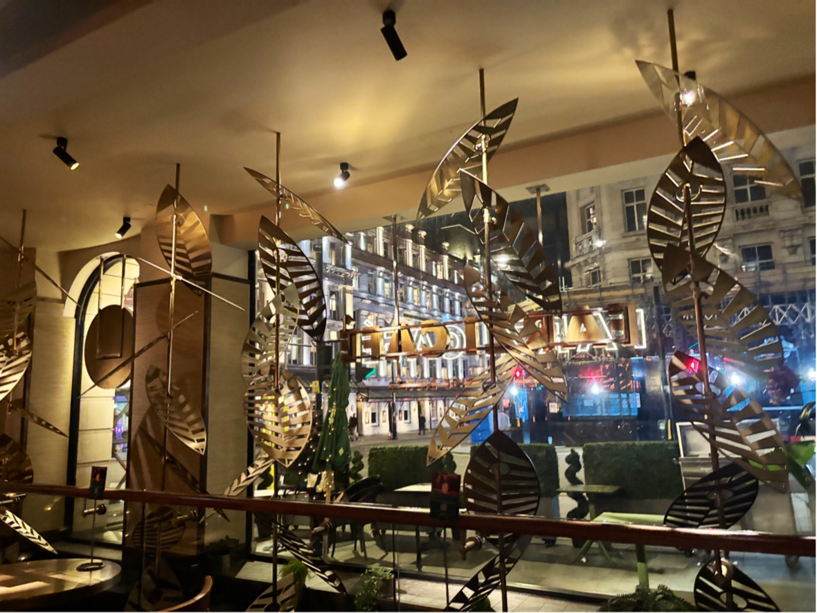 Farzi London — photo 2
