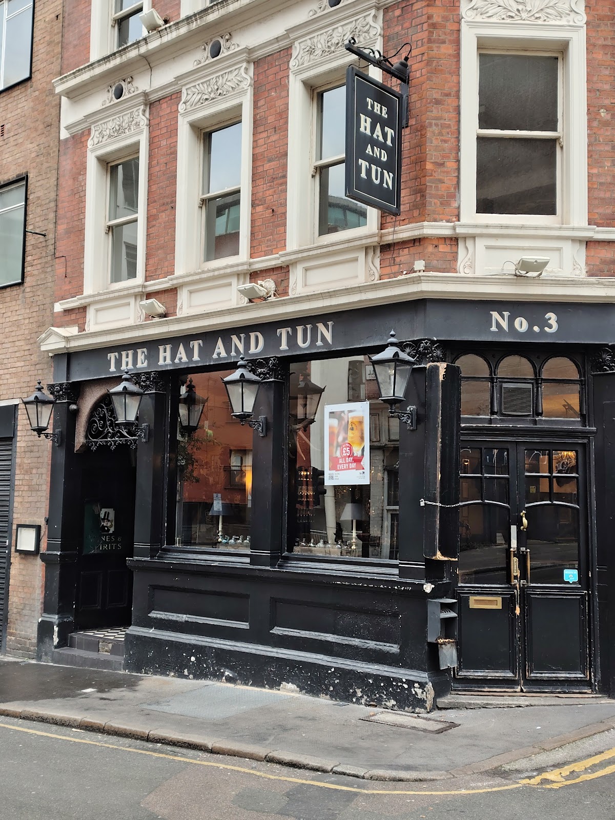 Hat & Tun — Clerkenwell