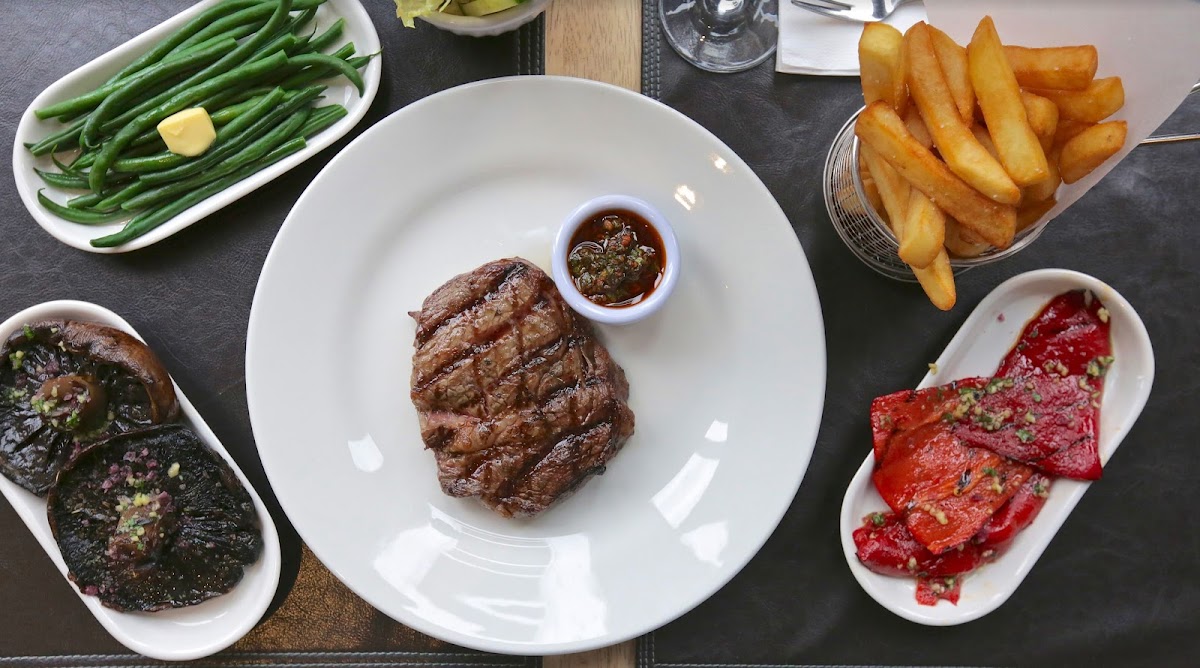 La Plata Steakhouse — photo 2