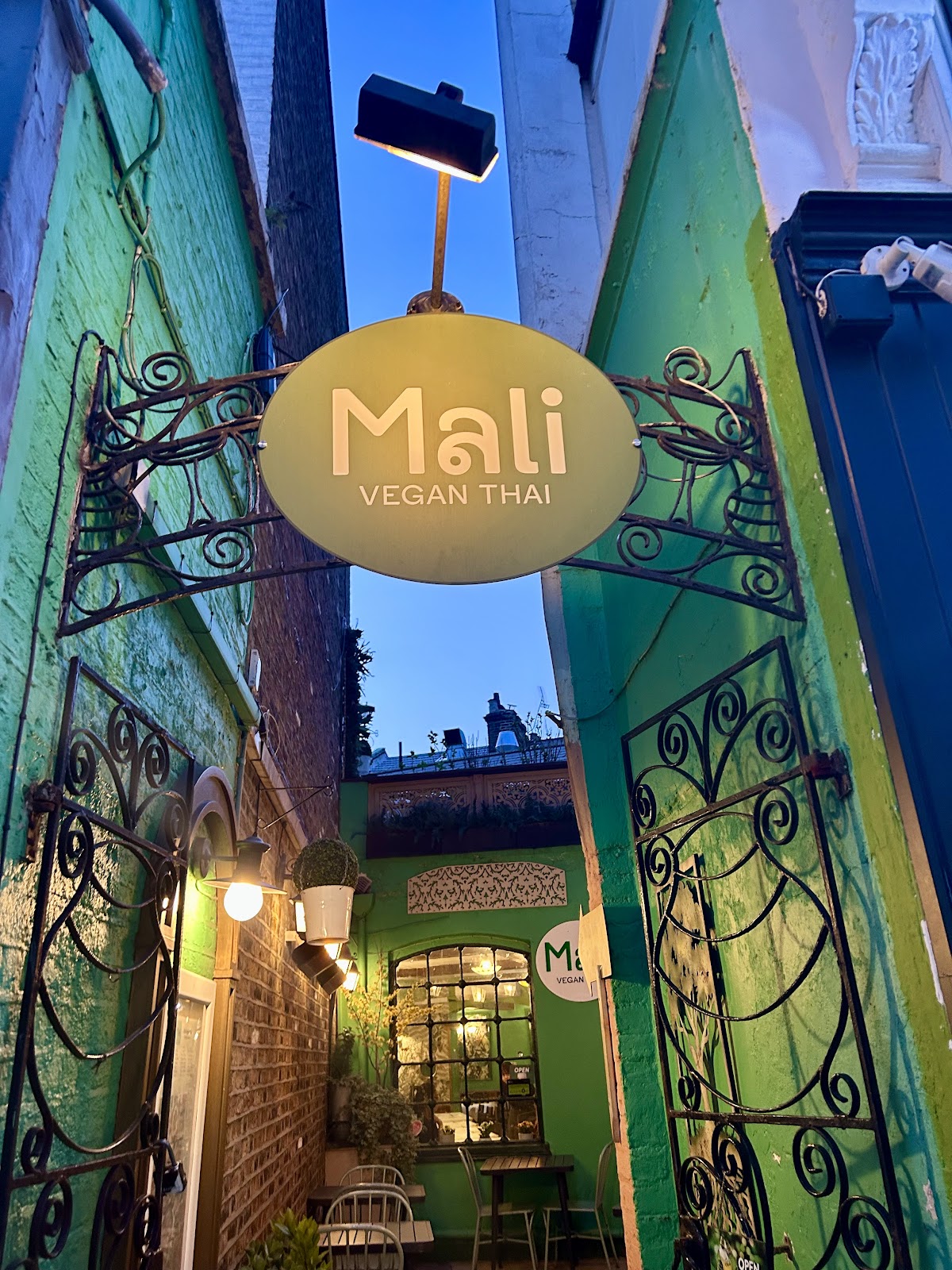 Mali Vegan Thai — Earls Court