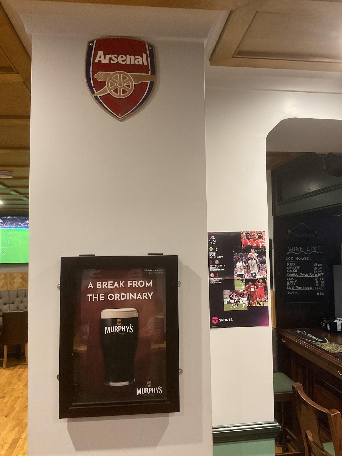 McGlynns Bar (Sports Bar) — West Hampstead