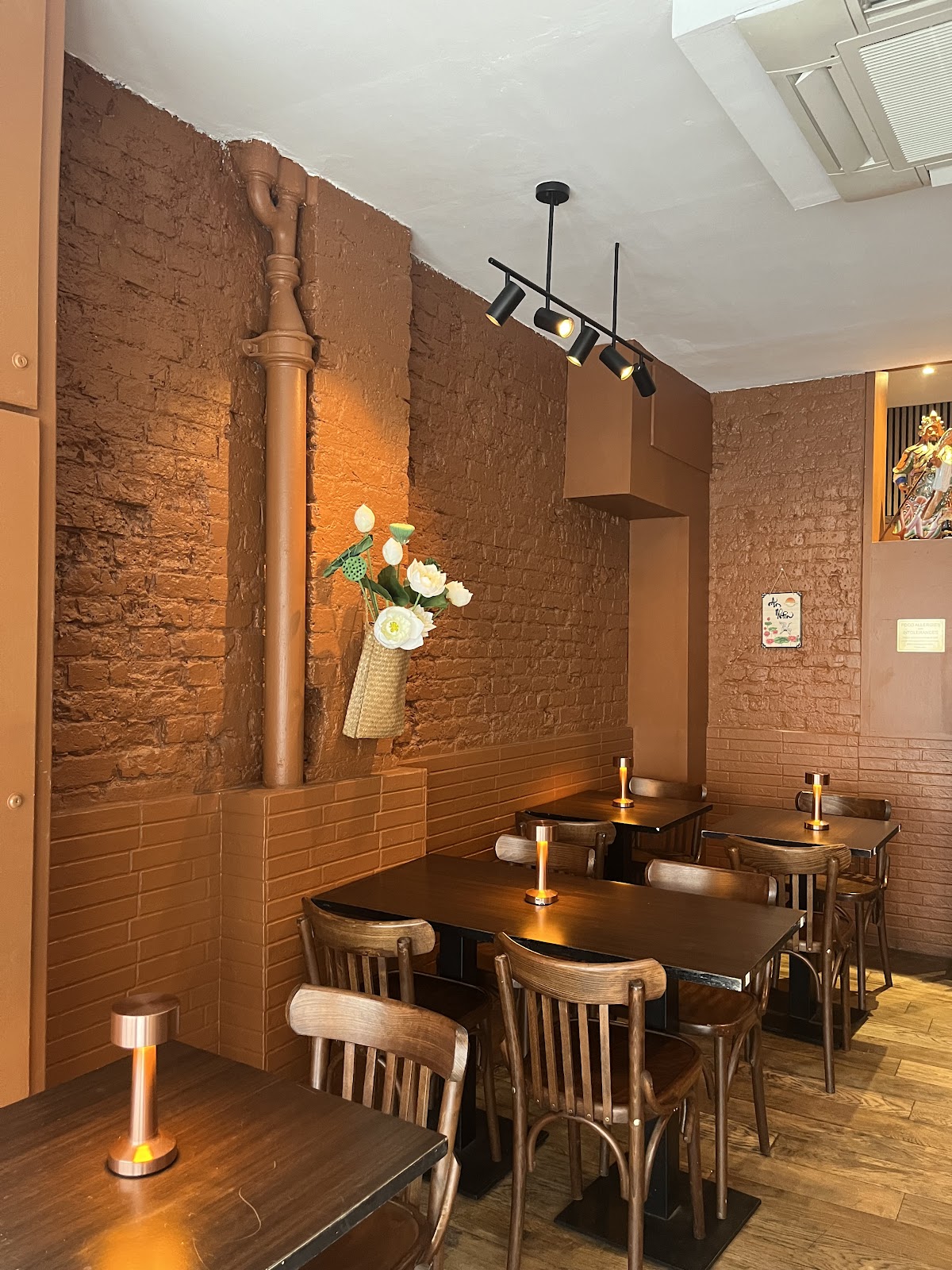 Nep Nep Vietnamese Restaurant Marylebone — Camden