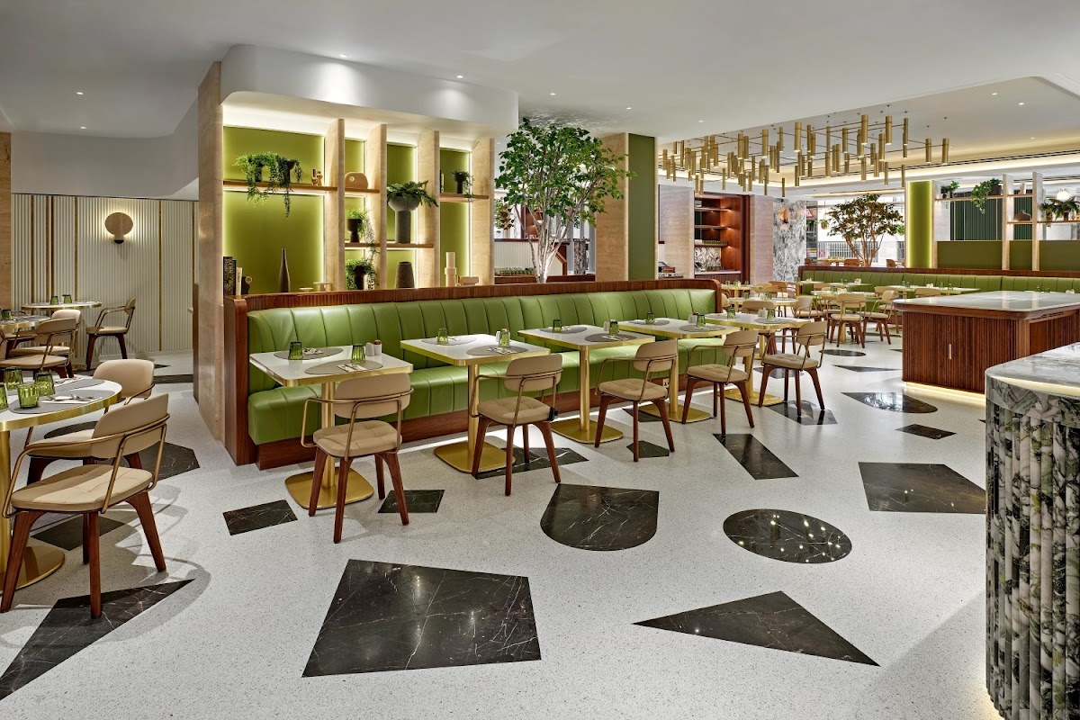Park Corner Brasserie — Soho