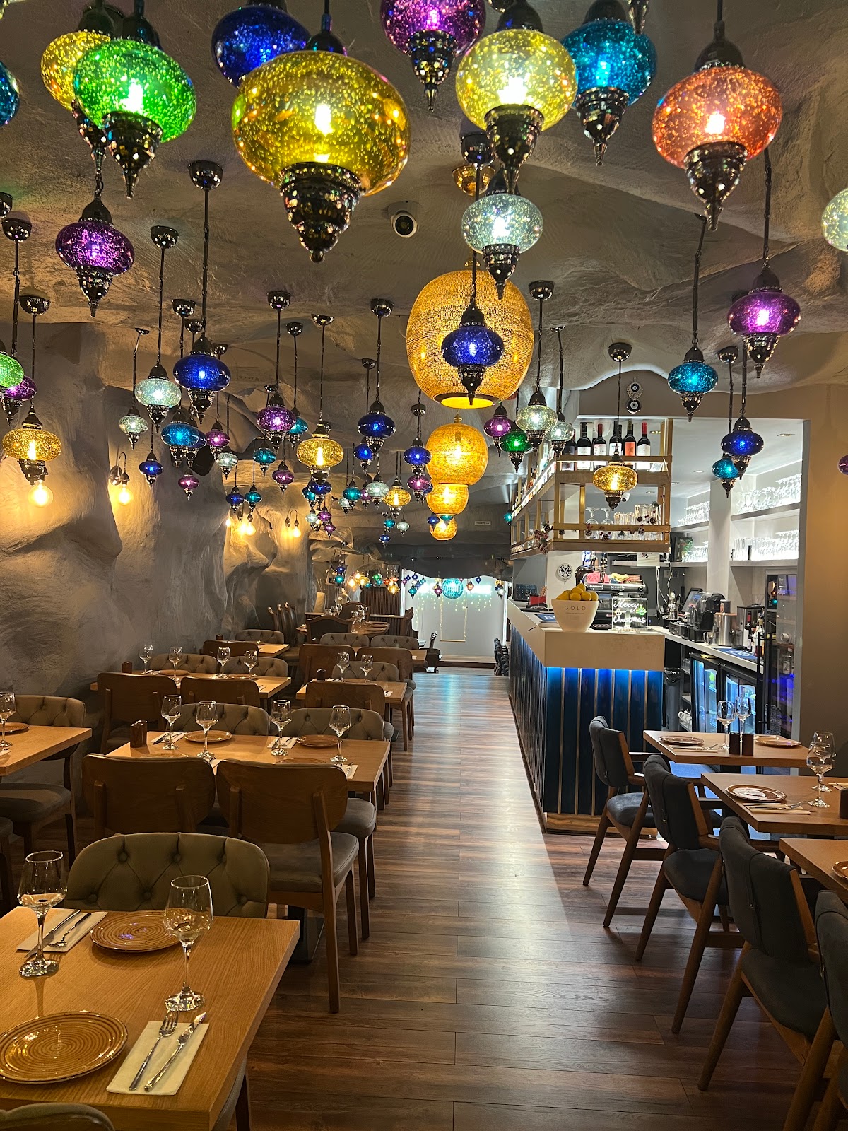 Stone Cave — Hackney
