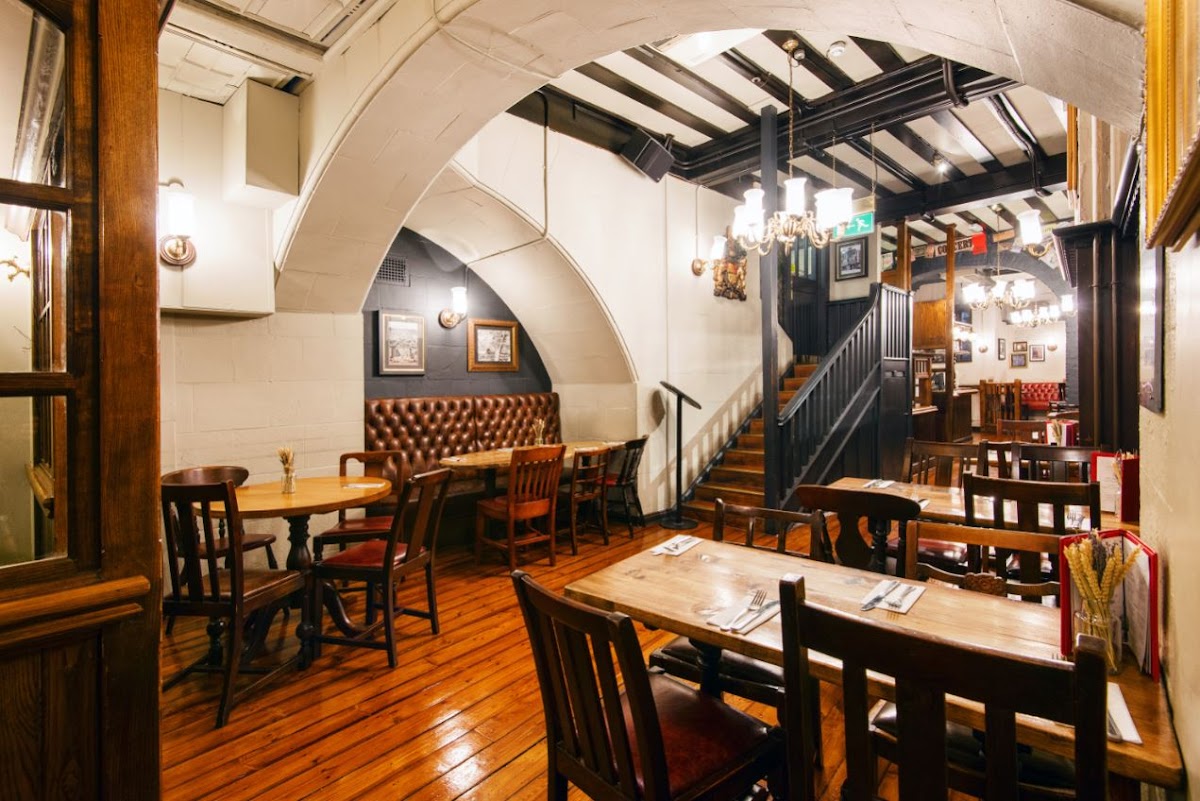 The Coal Hole — Covent Garden
