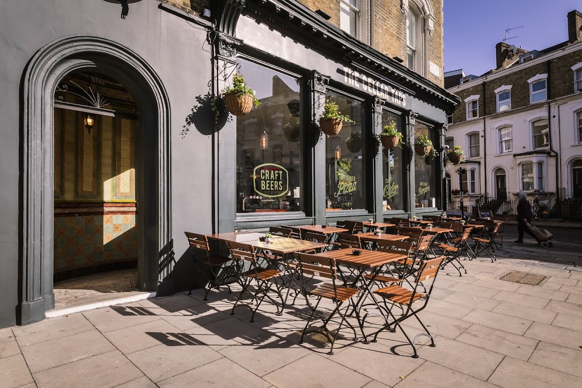 The Edinburgh — Islington