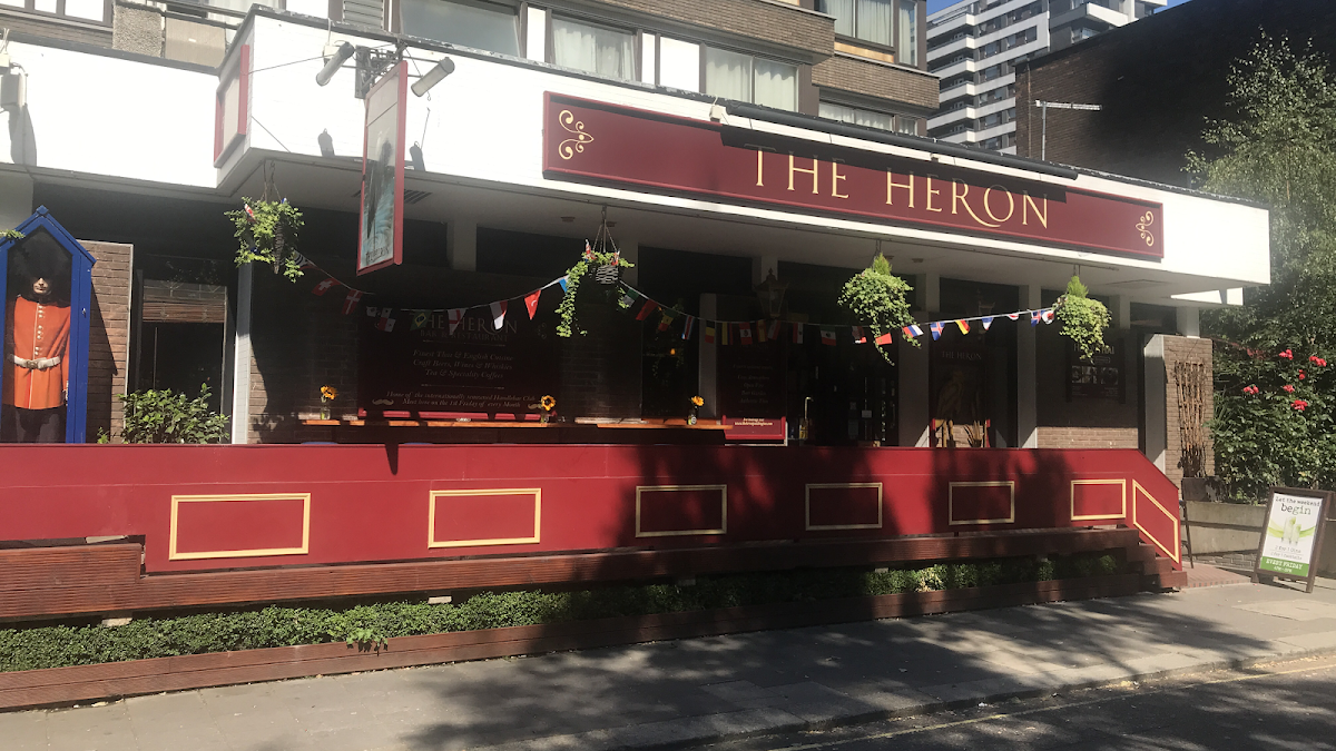 The Heron Bar & Restaurant — Bayswater