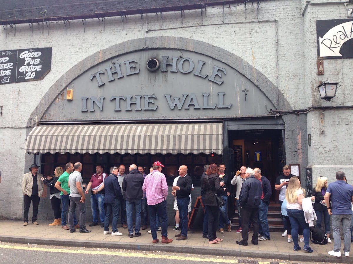 The Hole In The Wall — Bermondsey