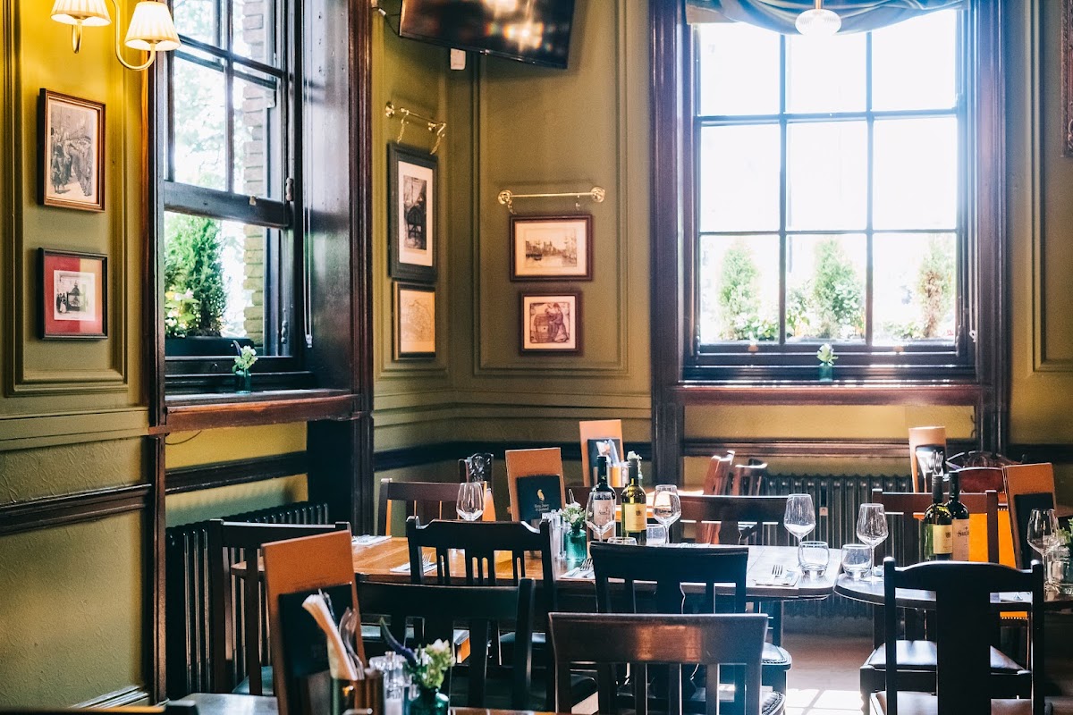 The Hung Drawn & Quartered, EC3 — Aldgate