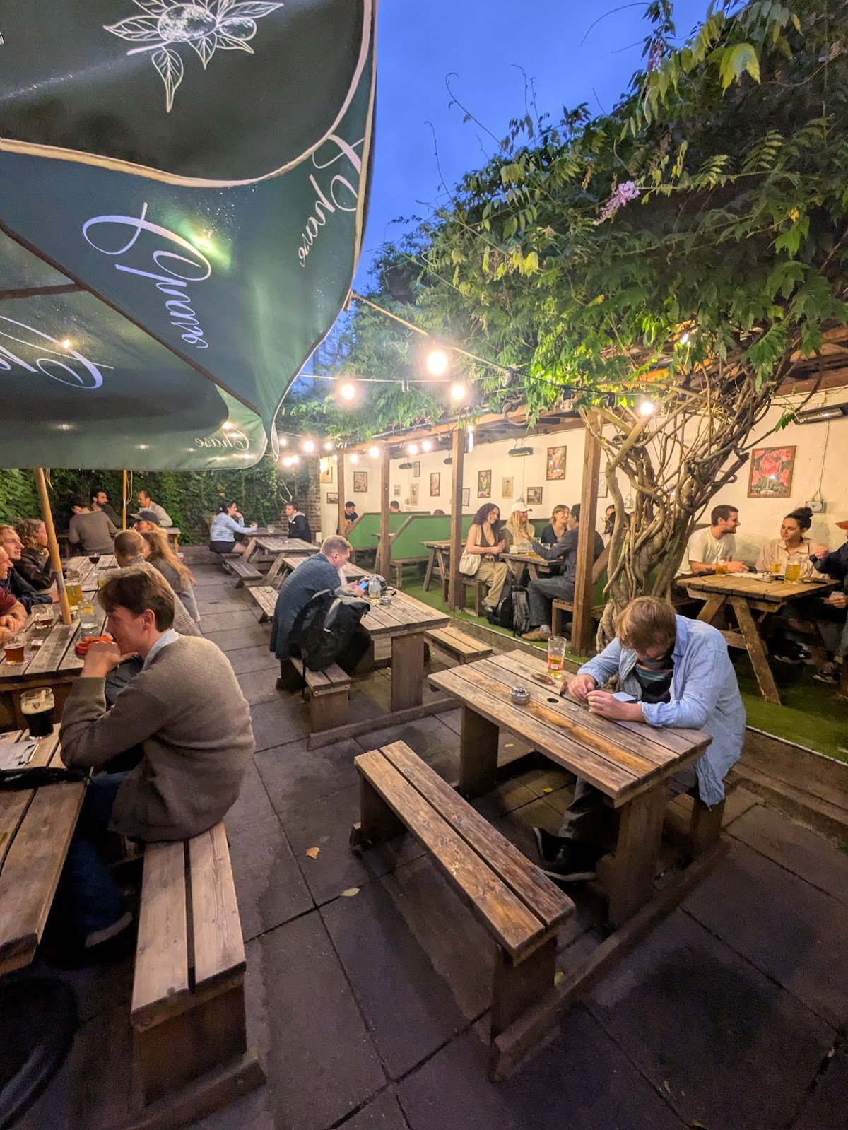 The Old Red Lion — Kennington