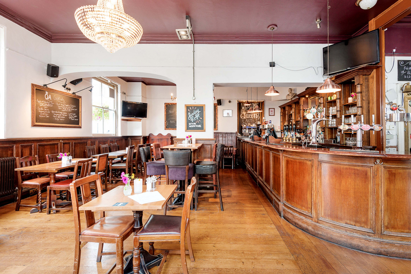 The Queens Arms — South Kensington
