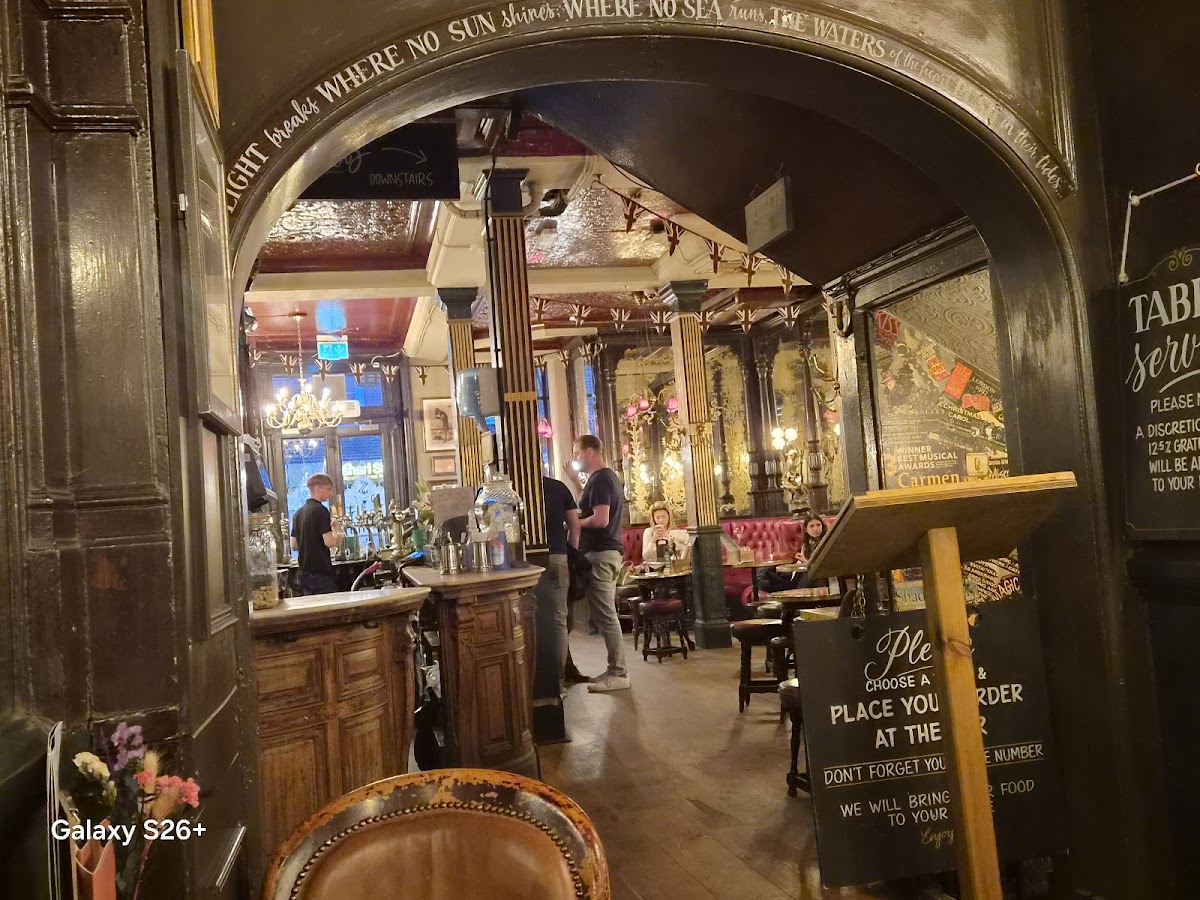 The Salisbury Pub — photo 2