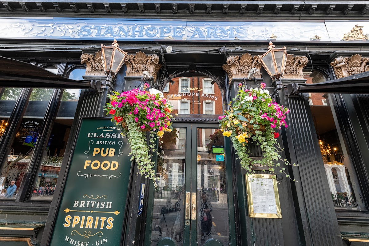 The Stanhope Arms — South Kensington